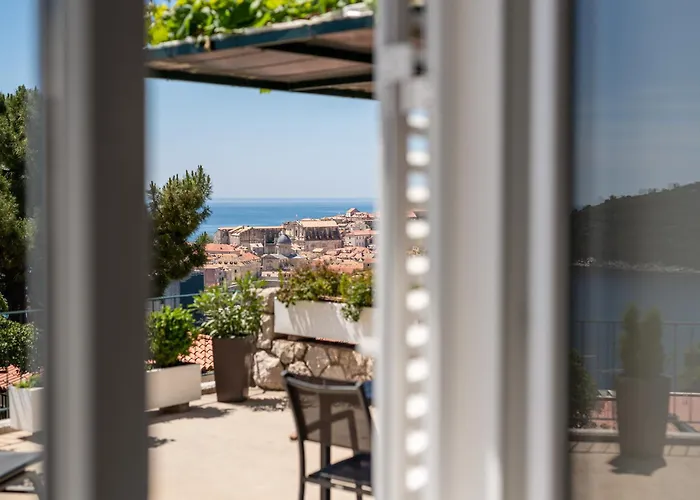 Dubrovnik Breeze